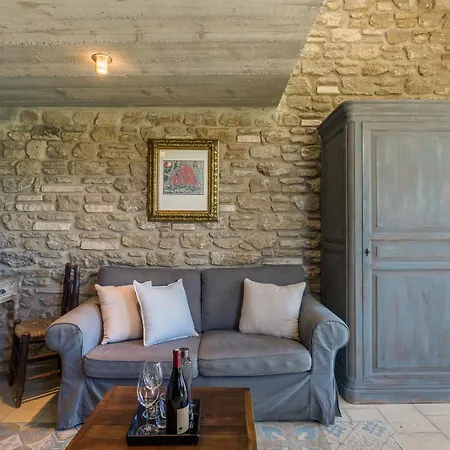 Bed & Breakfast Domaine Les Roullets Oppede