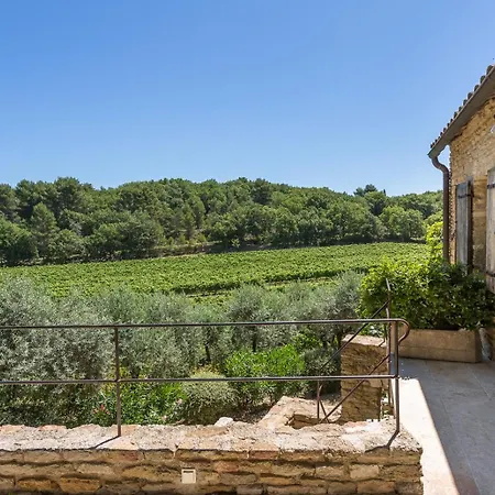 Domaine Les Roullets 3* Oppede