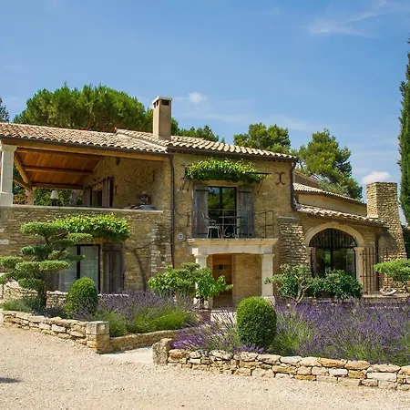 Domaine Les Roullets 3* Oppede