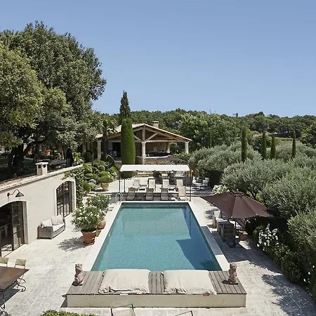 Bed & Breakfast Domaine Les Roullets 3*